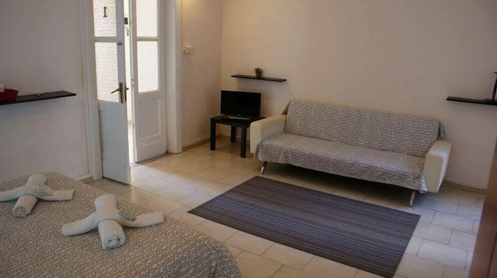 Stare In Centro Guest House CTA Exterior foto